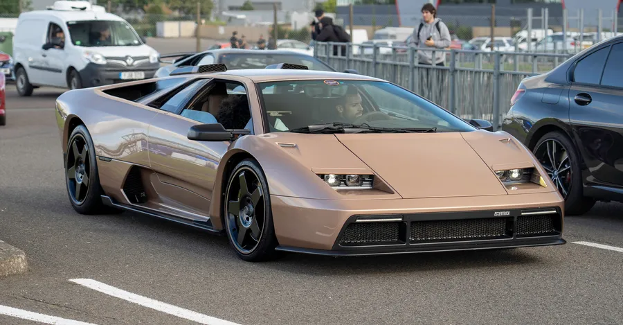 Eccentrica Cars
