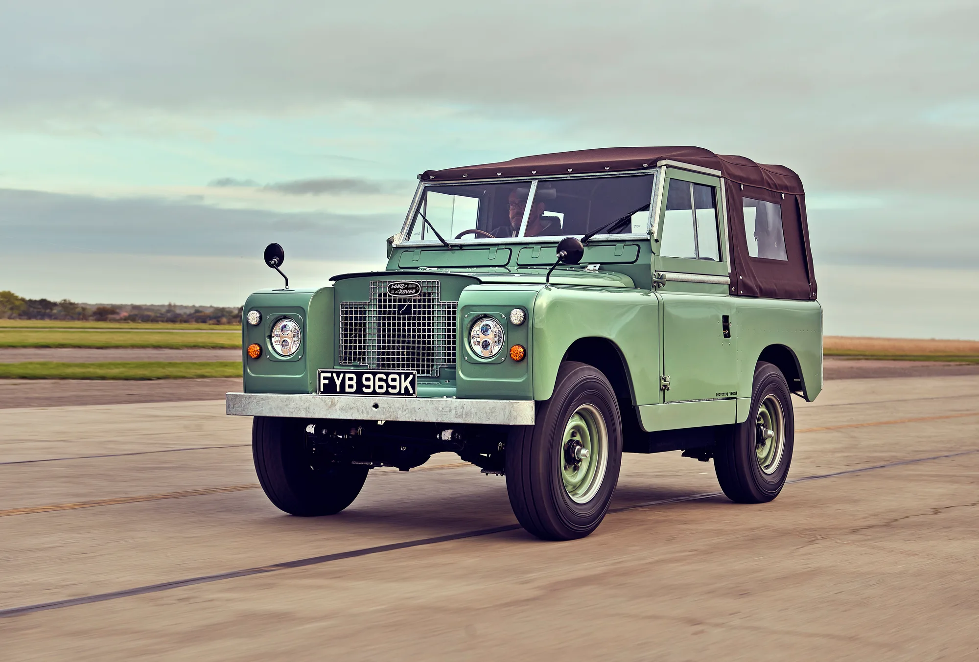Everrati: Land Rover Series IIa