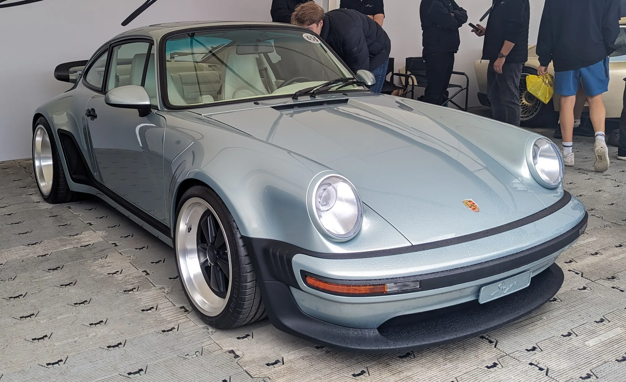 Singer Vehicle Design: Classic Turbo