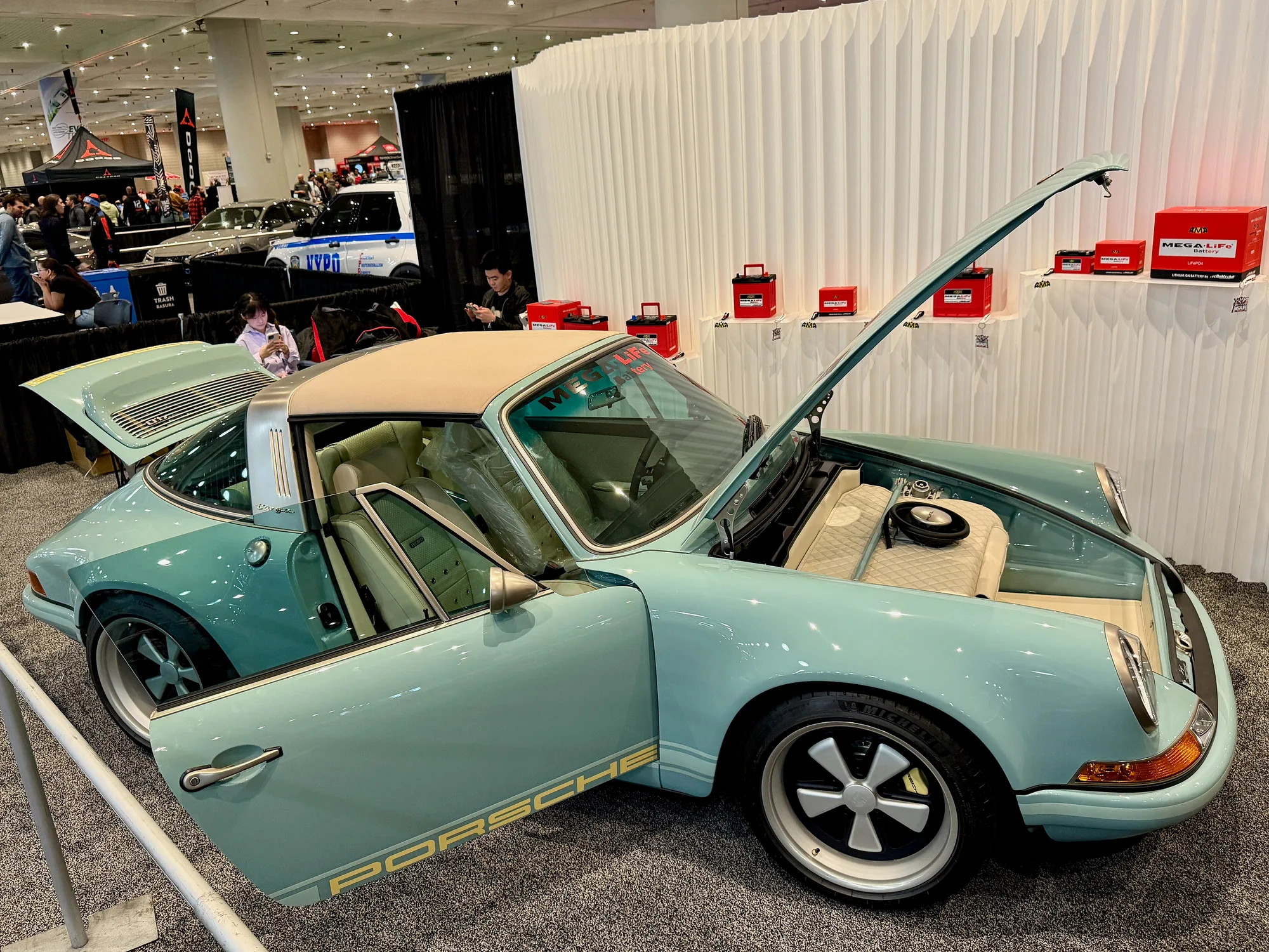 Singer Vehicle Design: Classic