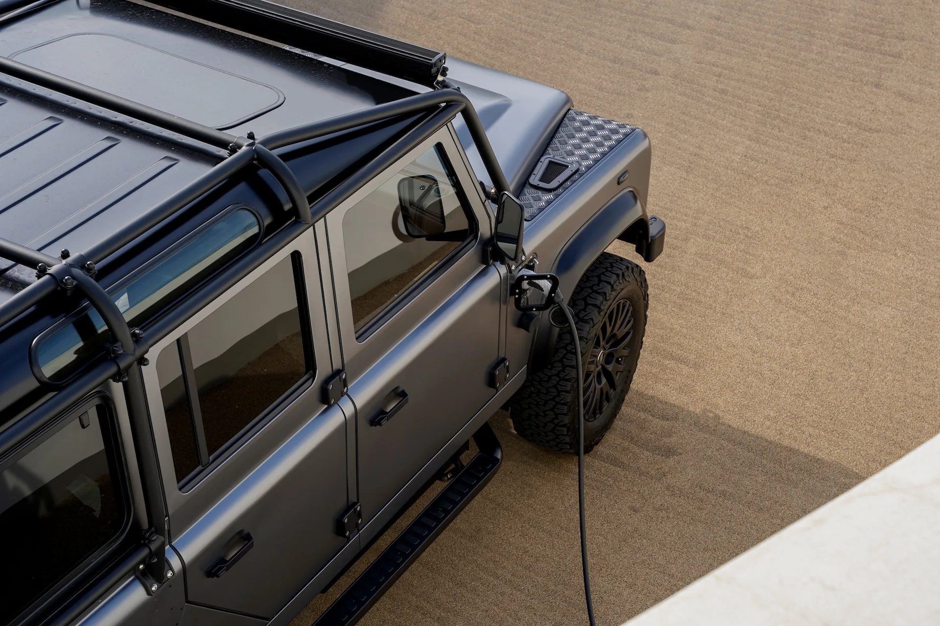 The Landrovers: Electric Defender