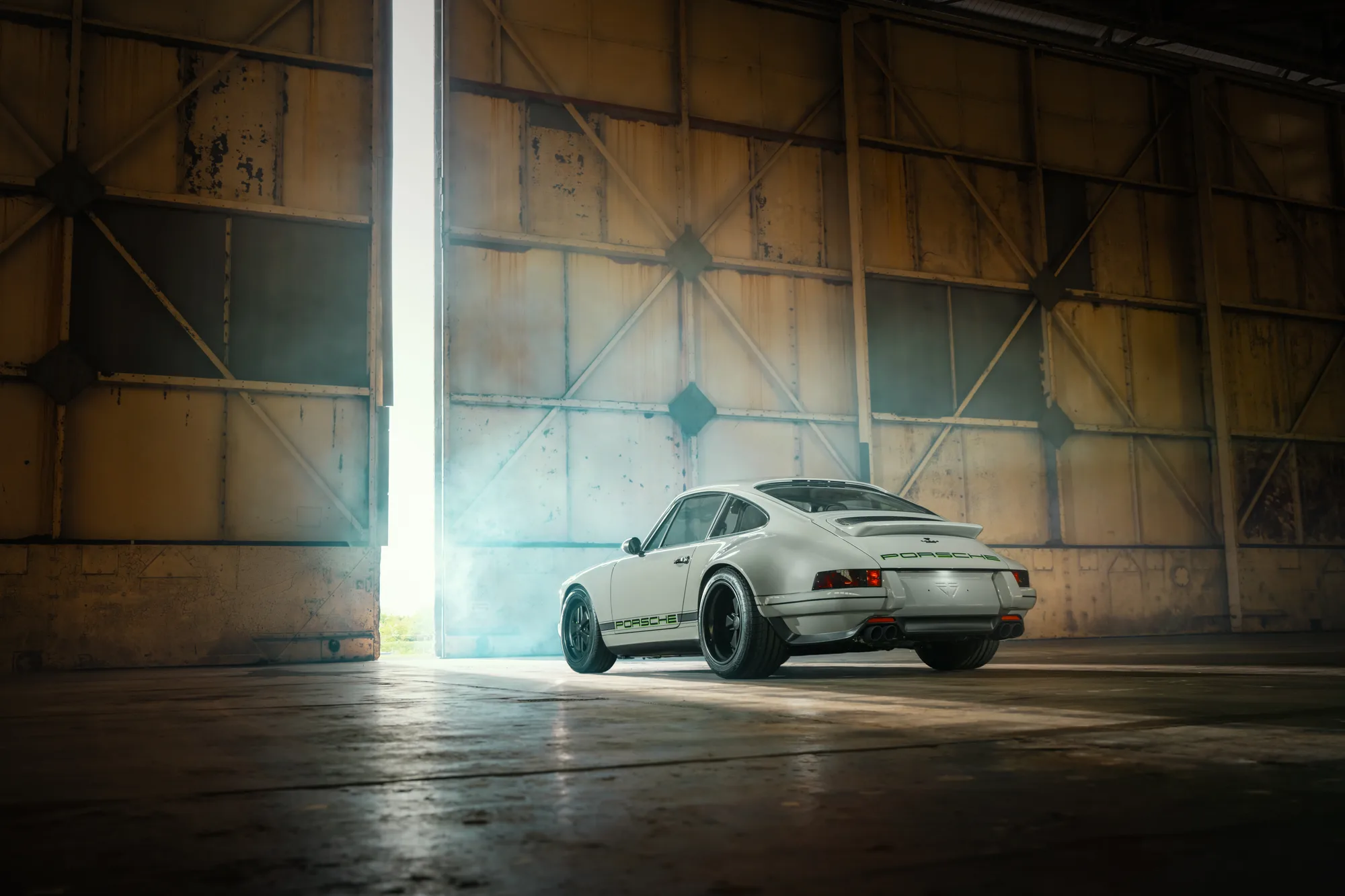 Theon Design: Coupe