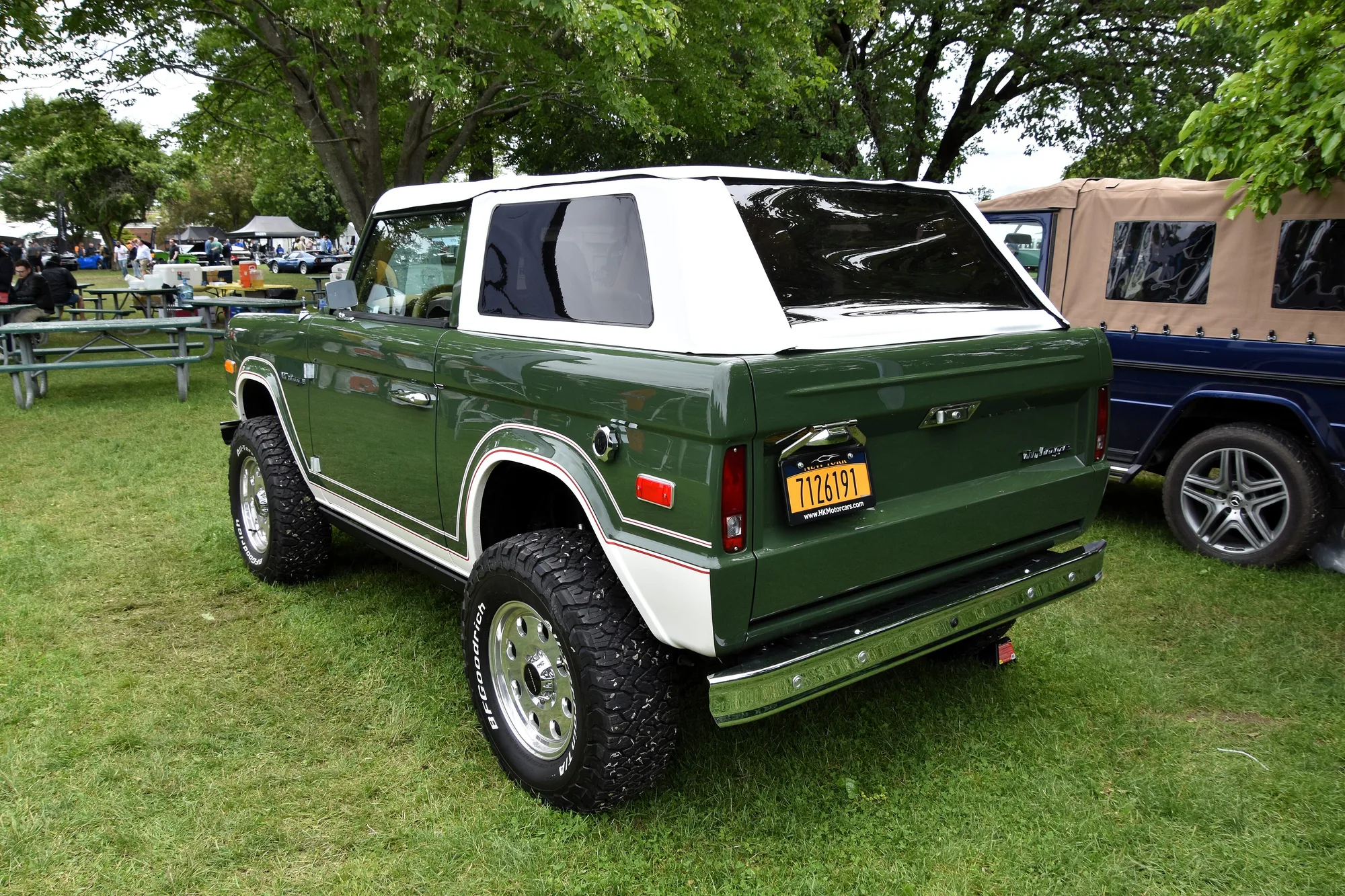 Vintage Modern: Bronco